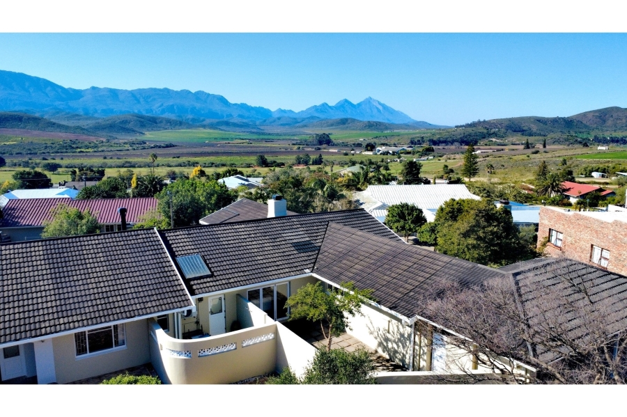 4 Bedroom Property for Sale in Bonnievale Western Cape